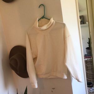 Madewell turtleneck. Never been worn.